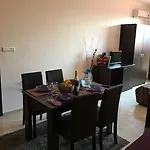 بيت ضيافة Salt بوموري